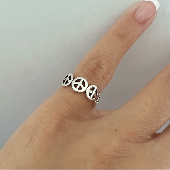 Sterling silver peace sign ring, peace sign band ring, peace sign ring, band - Picture 9 of 9